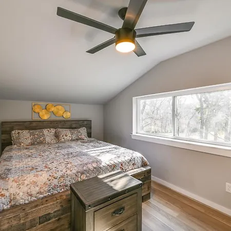 Spacious Mckinney Farm Getaway With Game Room!